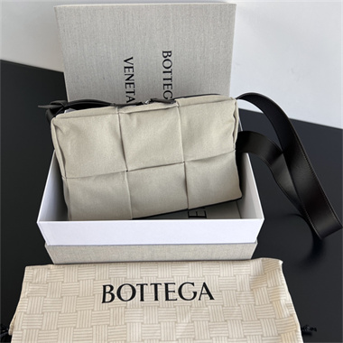 bottega veneta canvas and leather intreccio camera bag #787547